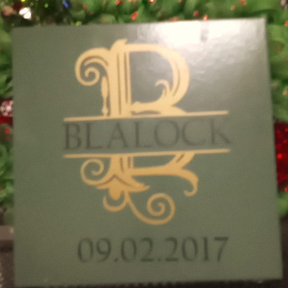 Custom made Decor - Picture 1 of 1